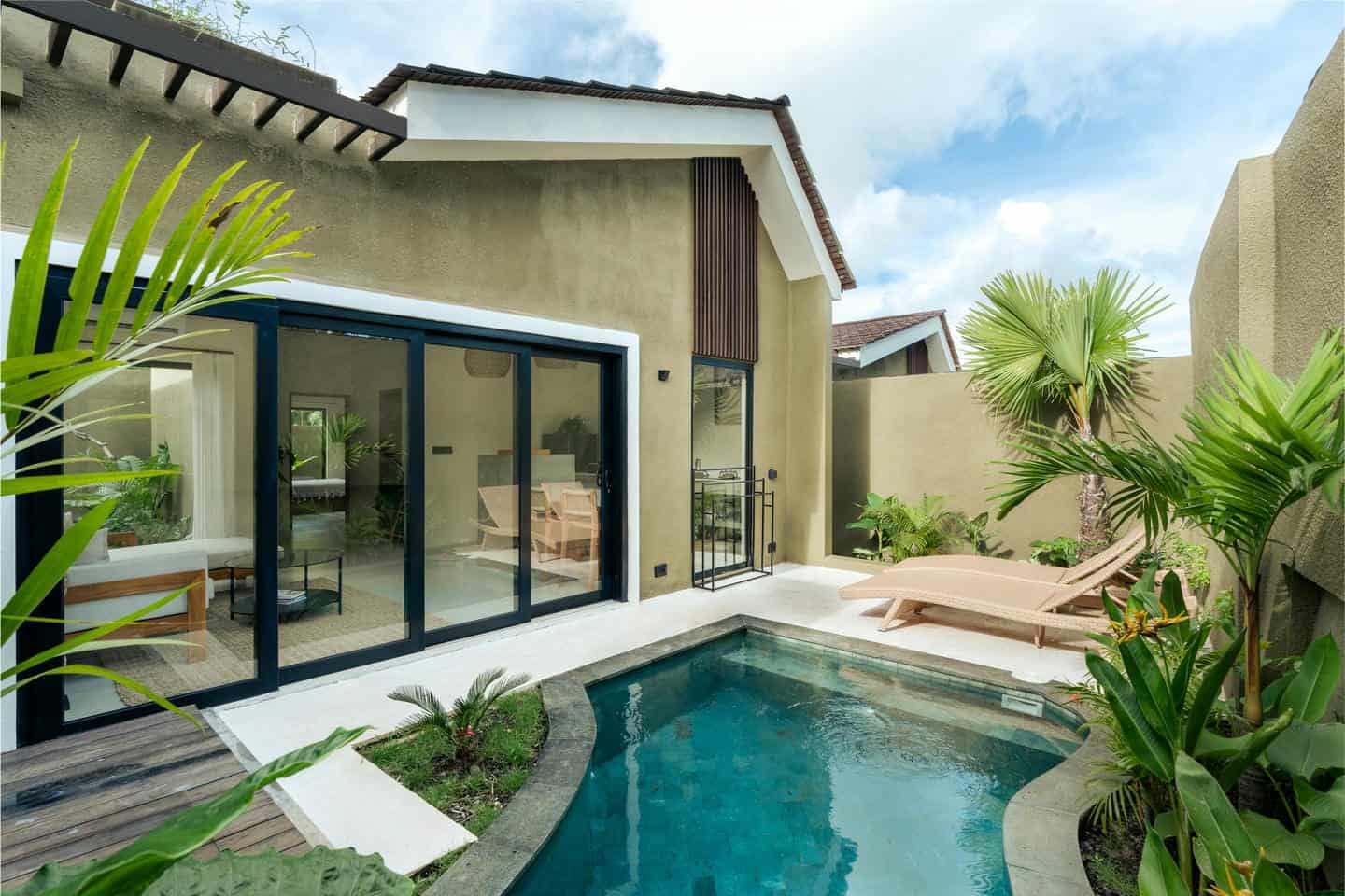 READY NOW 1 BEDROOM VILLA FOR SALE LEASEHOLD IN UNGASAN BE-2185 